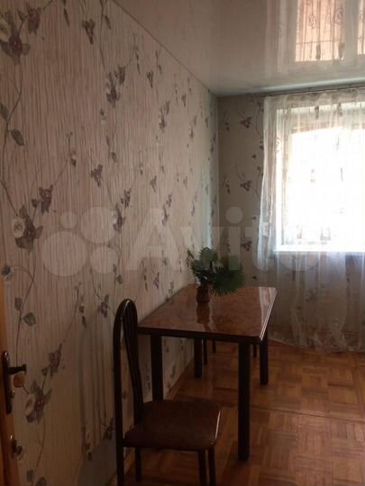 2-к. квартира, 65 м², 2/4 эт.