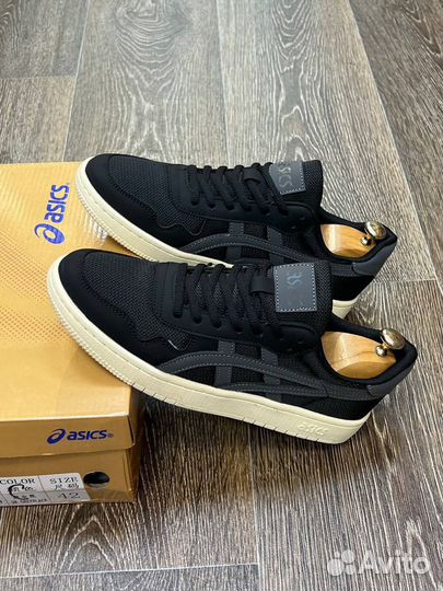 Кроссовки Asics мужские 42