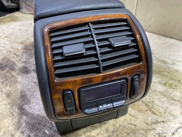 Подлокотник Mercedes-Benz S-Class W220 M113E50