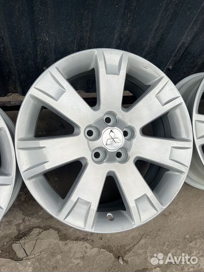 Диски Mitsubishi R18 5/114.3 Оригинал