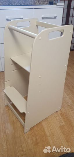 Башня помощника монтессори