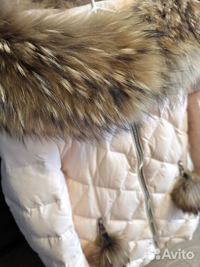 Пуховик зимний женский