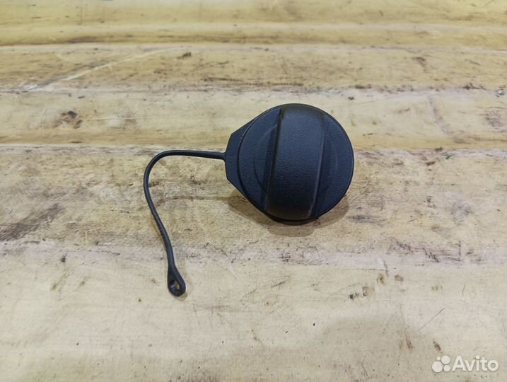 Крышка топливного бака Audi A4 B9 2015