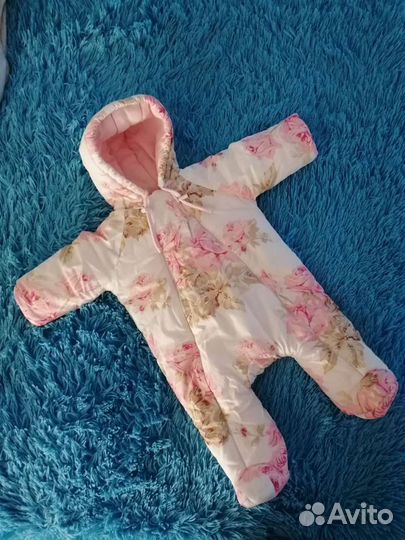 Комплект на выписку для девочки