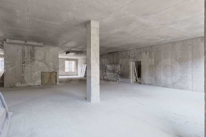 4-к. квартира, 168 м², 2/6 эт.