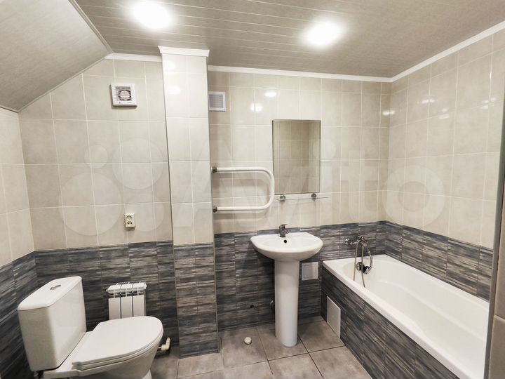 Дом 170 м² на участке 9 сот.