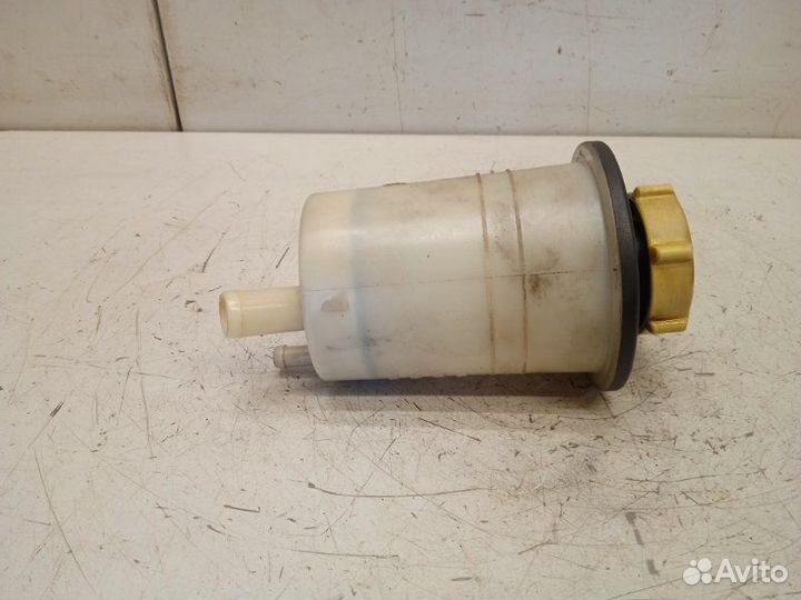 Бачок гидроусилителя Land Rover Discovery 3 2.7