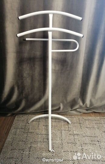 Вешалка для одежды напольная металлическая