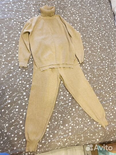 Вчзаный костюм