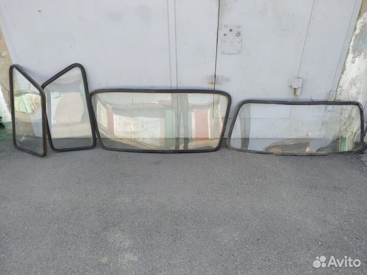 Стекла на запорожец