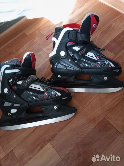 Коньки хоккейные