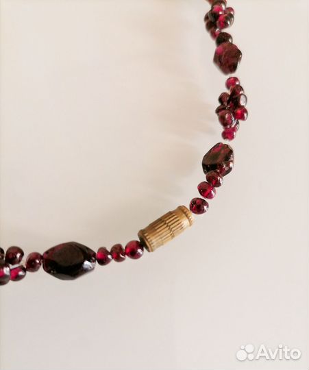 Бусы из натурального граната