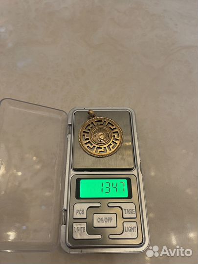 Кулон versace золото