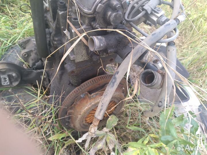 Двигатель от (ваз 21115)