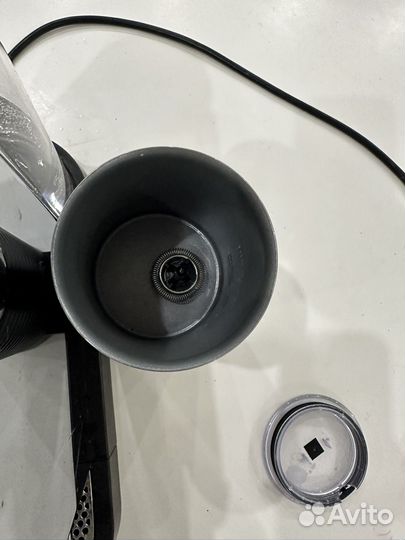 Капсульная Кофемашина bork с капучинатором