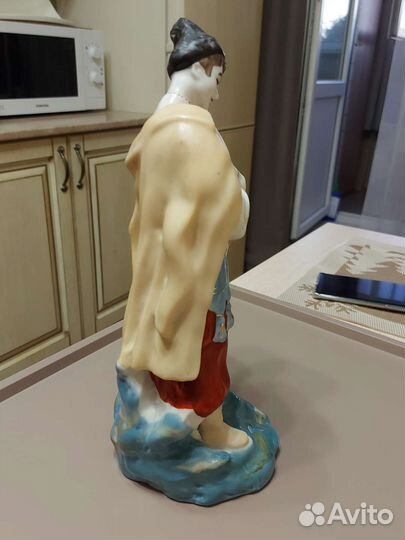 Статуэтка фарфоровая Маяйская ночь. Период СССР