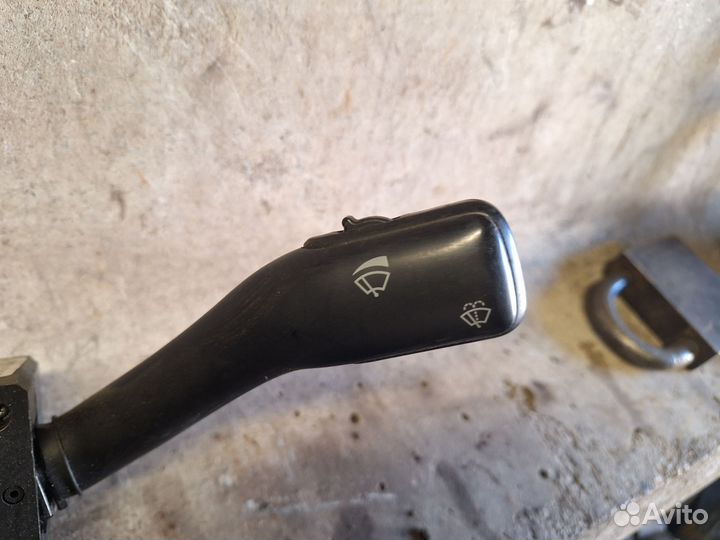 Подрулевой переключатель Volkswagen golf 4