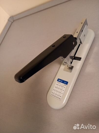 Степлеры канцелярские KW-trio 50SB и KW-trio LC