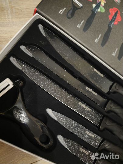 Набор кухонных ножей новый