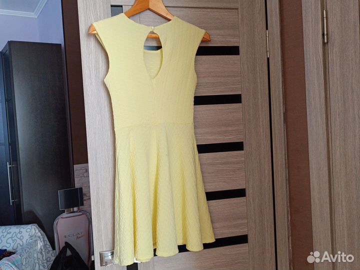 Платье для девочки размер 128