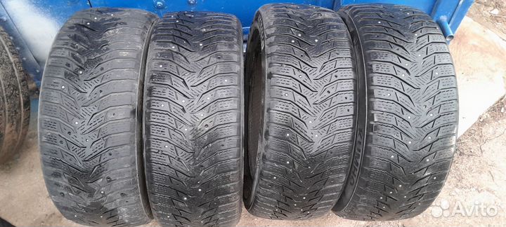 Kumho 722 215/50 R17