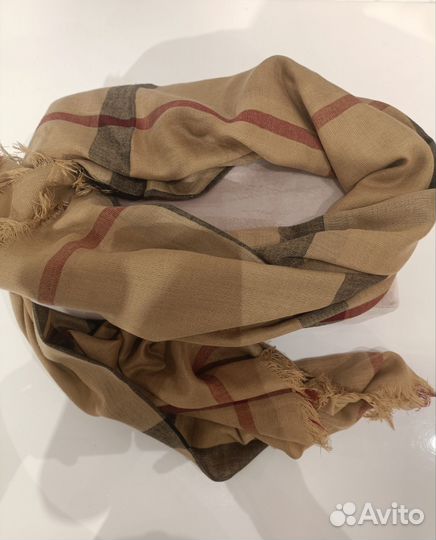 Палантин burberry