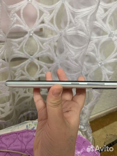 Samsung Galaxy A31, 4/64 ГБ