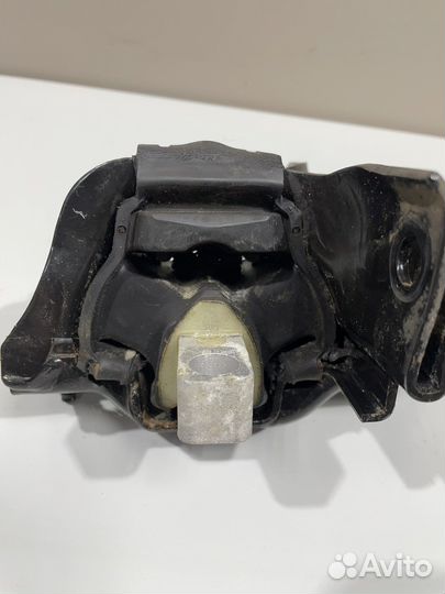 Крепление АКПП 6Q0199555AT Фольксваген поло седан