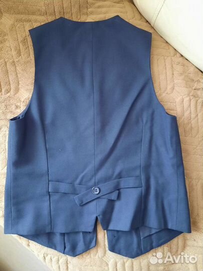 Жилетка для мальчика 146 размер, темно-синяя