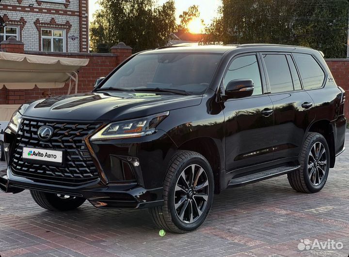 Lexus LX 4.5 AT, 2018, 190 000 км