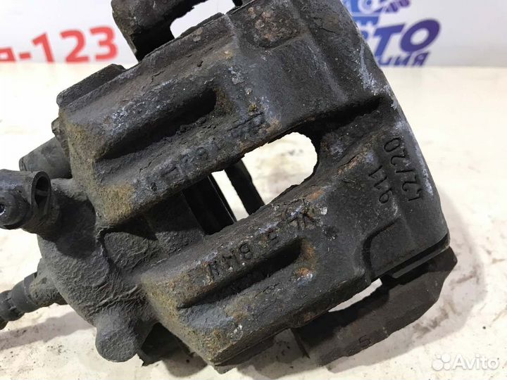 Суппорт тормозной задний Bmw X1 E84 N20B20A 2011