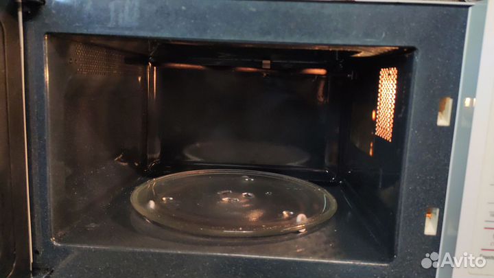 Микроволновая печь