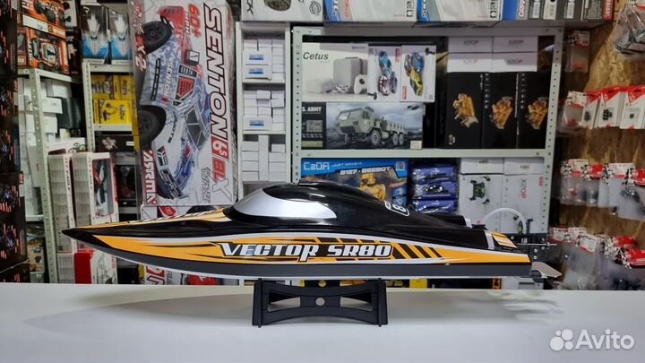 Радиоуправляемый катер Volantex RC Vector SR80
