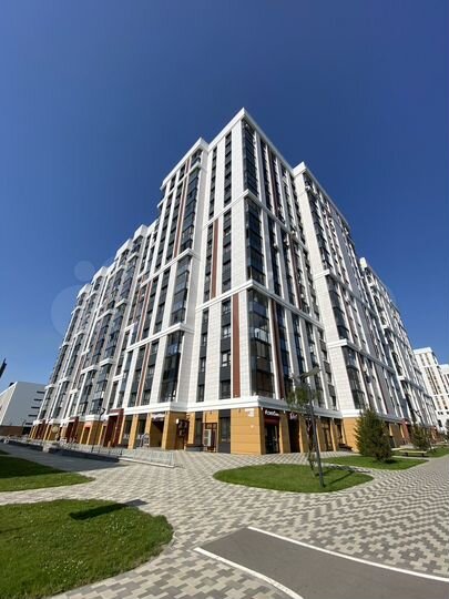 4-к. квартира, 130 м², 15/17 эт.