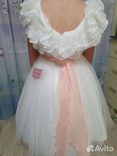 Платье нарядное для девочки новое