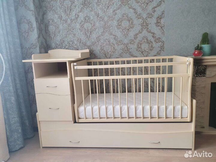 Детская кровать. Кровать-трансформер 