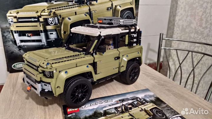 Lego technic 42110 land rover defender