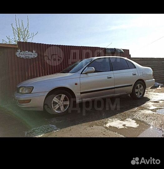 Авто в полный разбор Toyota Carina E