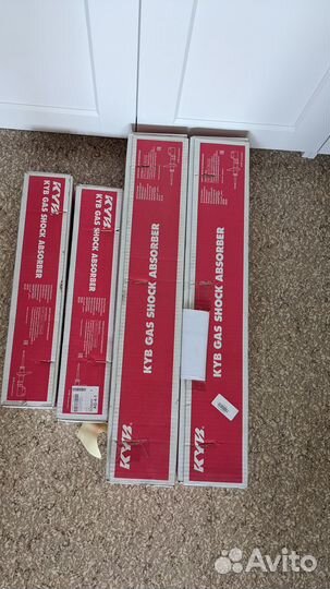 Амортизатор KYB на Honda Crosstour
