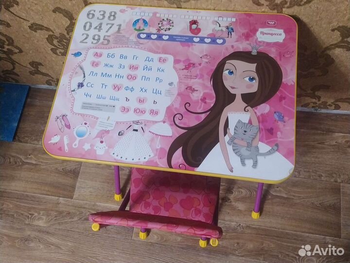 Детский стол и стул