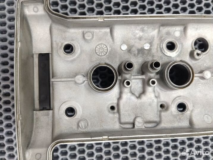 Yamaha YZF R1 2004-2005 клапанная крышка в сборе