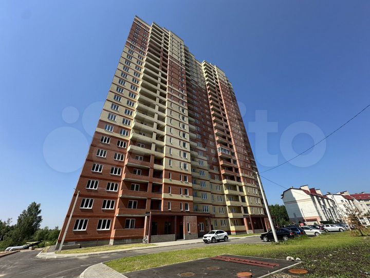 2-к. квартира, 71,2 м², 8/24 эт.