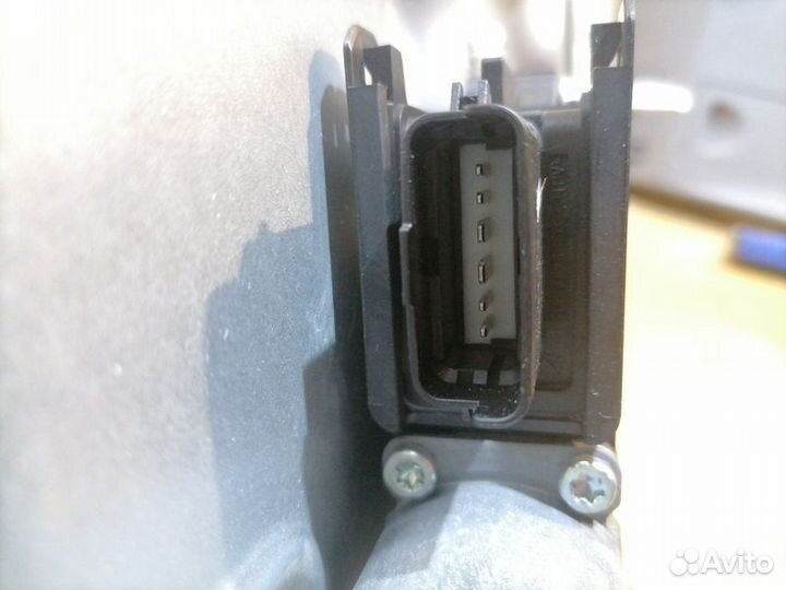 Стеклоподъемник электр. задний правый Hyundai Equu