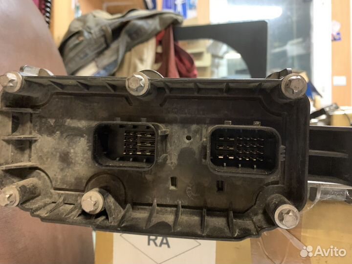 Блок управления АКПП Volvo, крышка АКПП