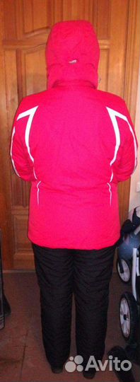 Куртка горнолыжная