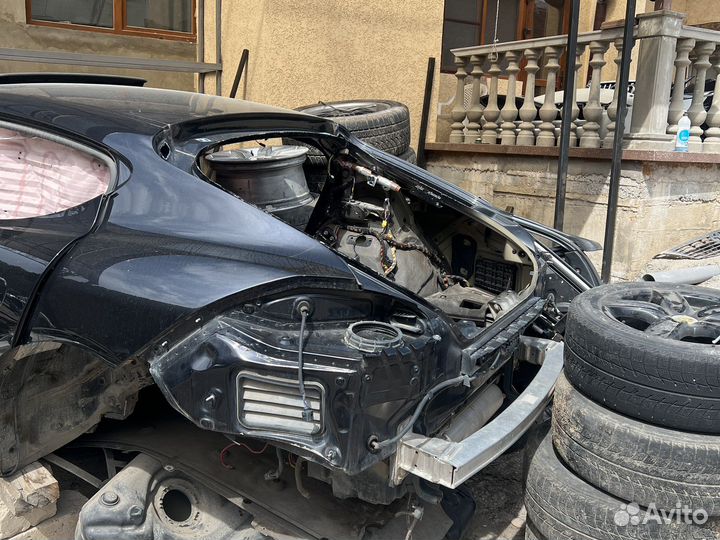 Задняя часть кузова porsche panamera 970