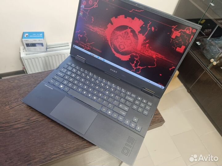 HP omen Laptop 15-en1005AX (Ryzen 5 / RTX 3060)