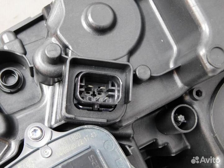 Фара правая BMW 5-Series/M5