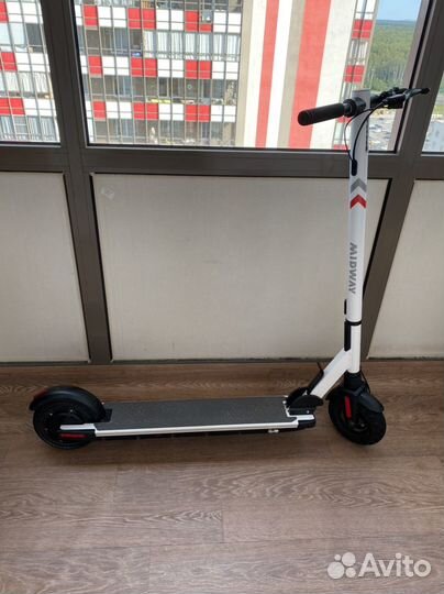Электросамокат Midway Yamato 0809 pro