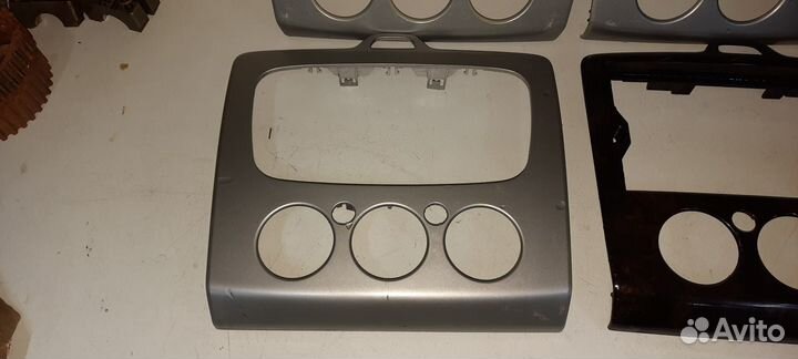Форд фокус 2 рамка магнитоллы продам